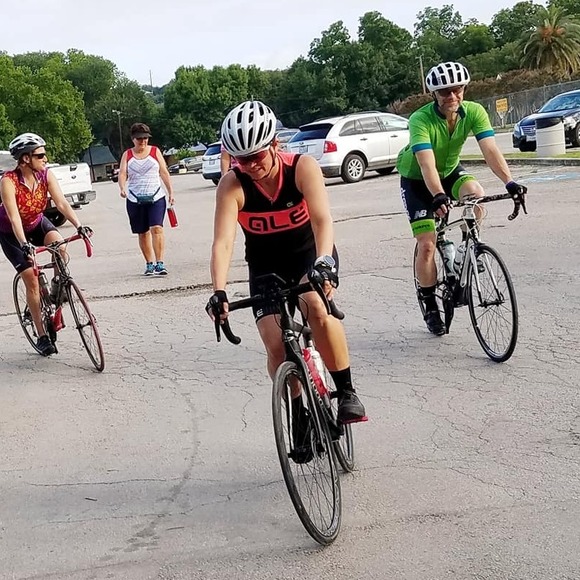 Meet your Posher, Jennifer - Picture 1 of 1